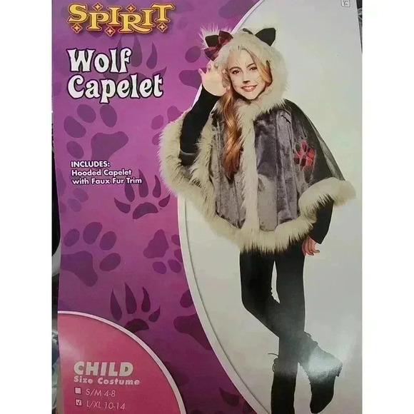 Spirit Halloween Other - Wolf Capelet
